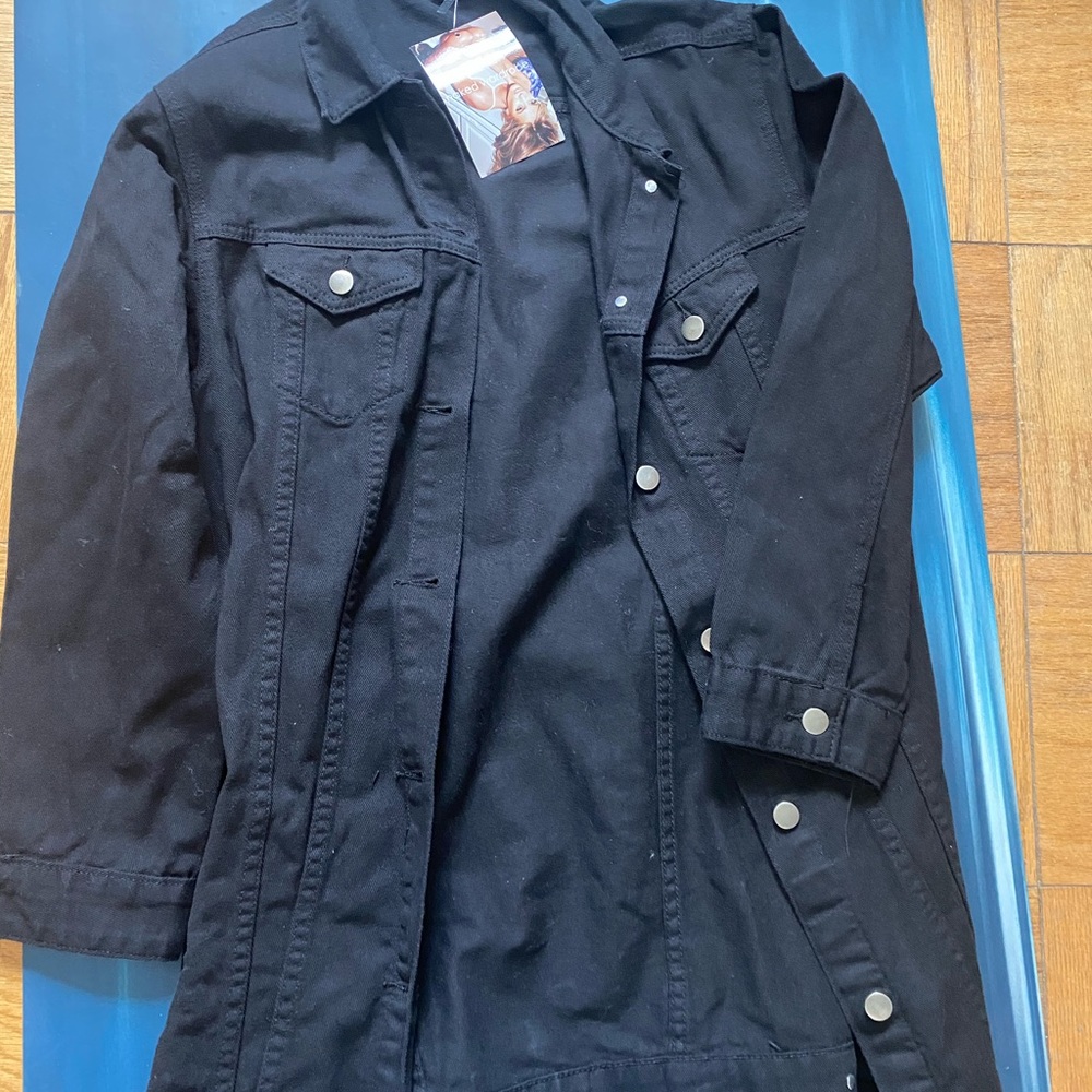Black Jean Jacket with Adjustable Belt - Picture 4 of 5